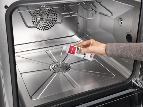 Чистящее средство для комби-пароварок HydroCleaner GP HC 0125 L Miele купить в #REGION_NAME_DECLINE_PP# | Всегда в наличии! | Артикул 12105740 | Официальный сайт